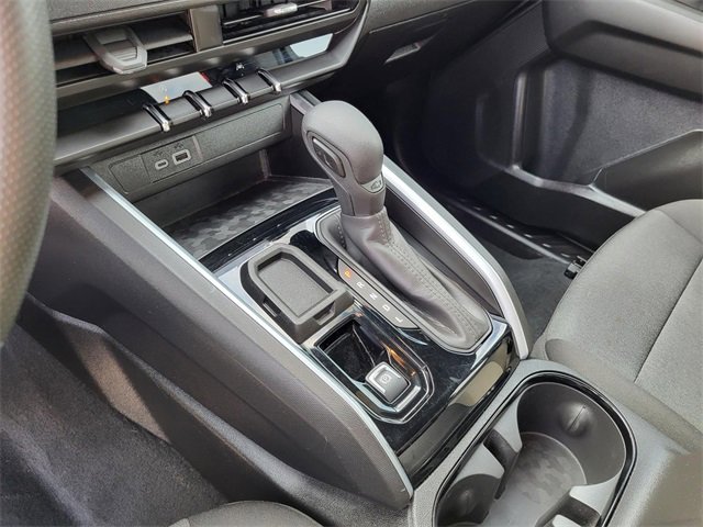 Used 2025 Chevrolet Colorado W/T image 12