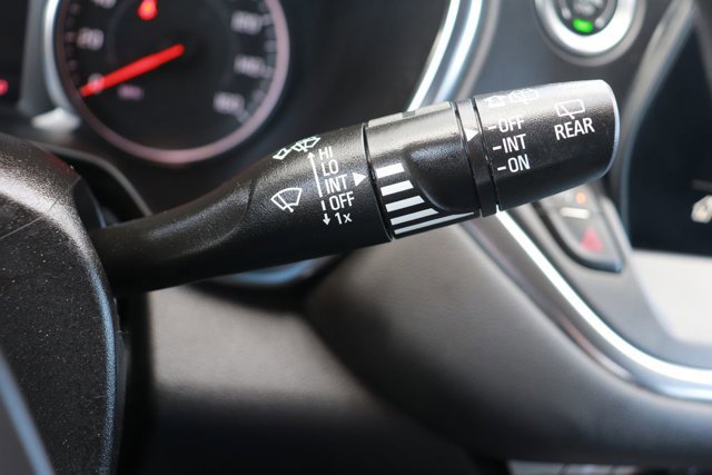 Used 2025 Chevrolet Blazer LT image 25