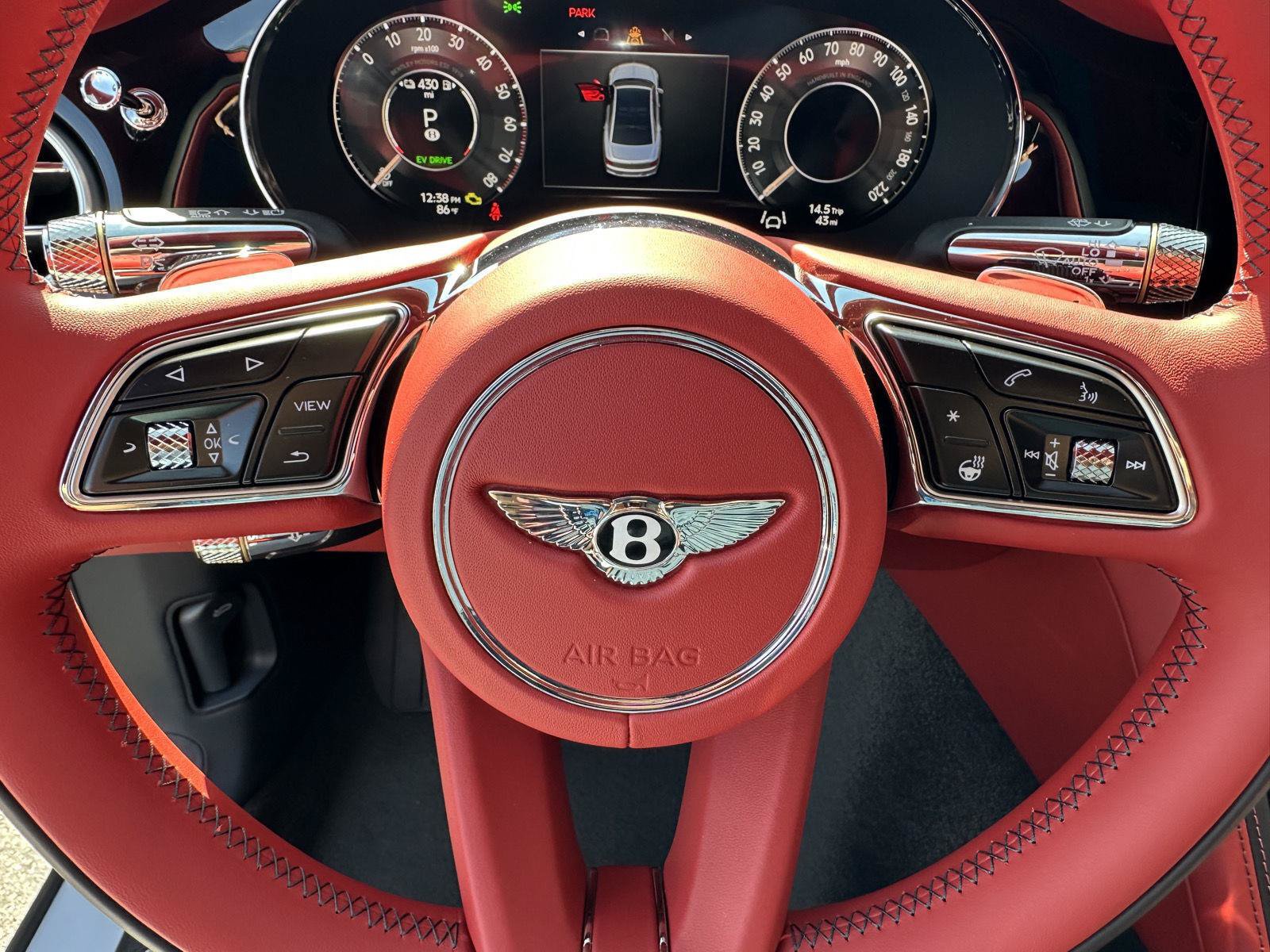 New 2026 Bentley Flying Spur V8 AWD/4WD image 30