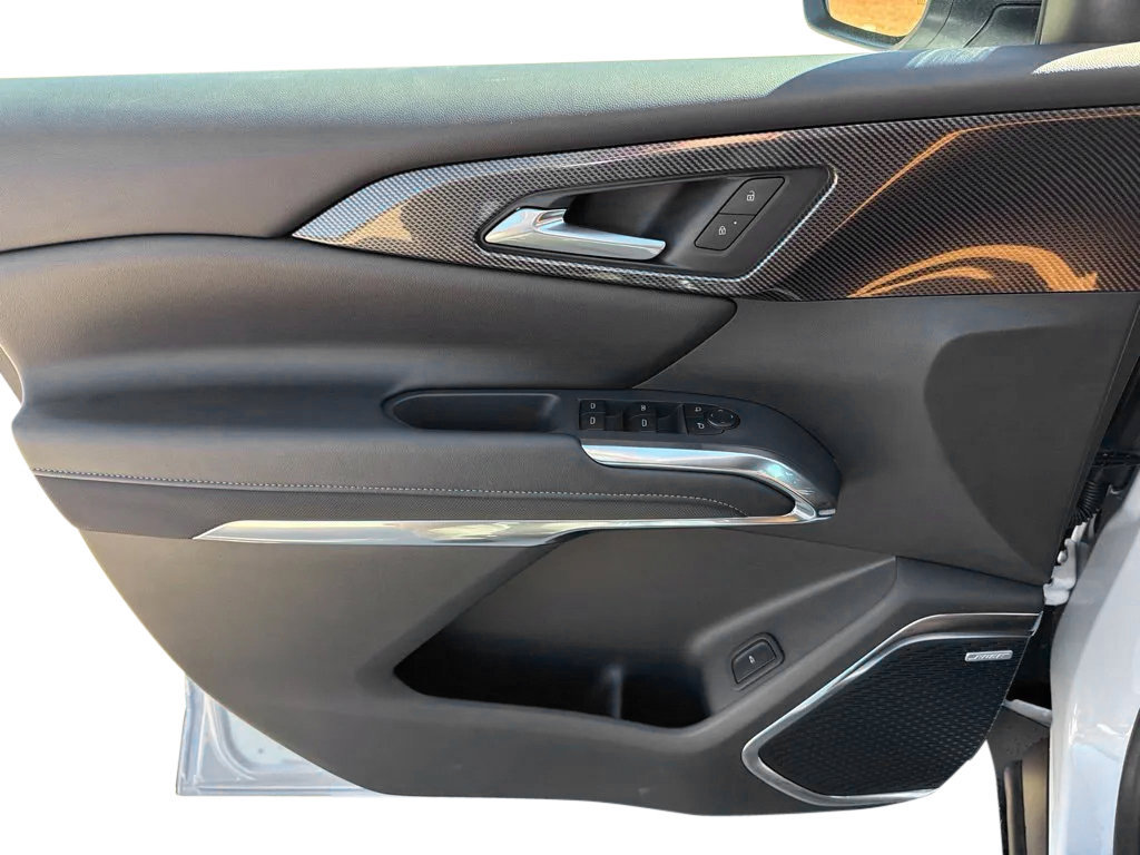New 2027 Chevrolet Traverse Z71 w/ Enhanced Driving Package AWD/4WD image 11