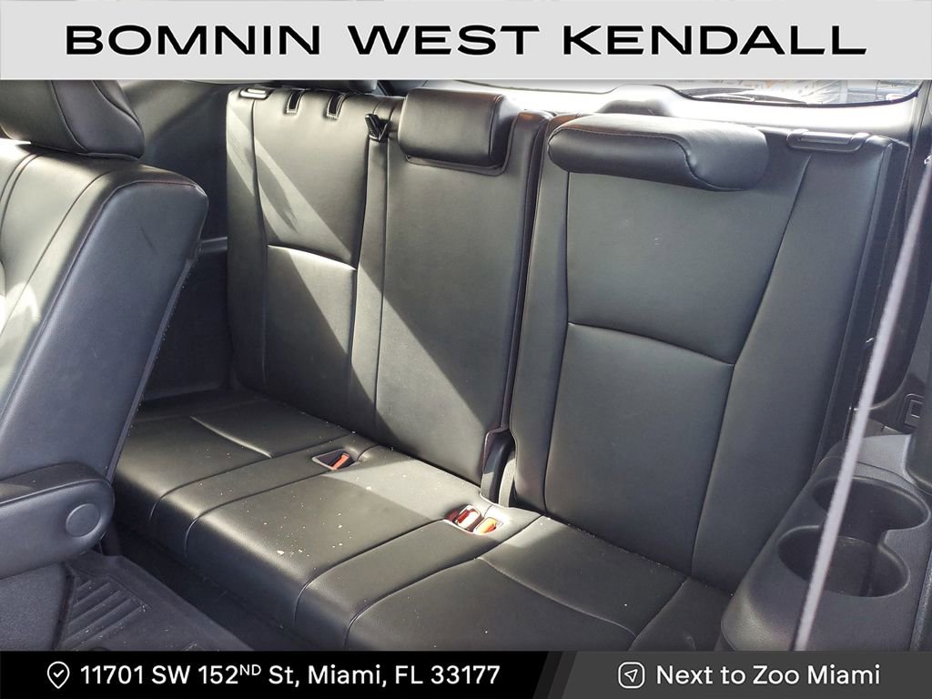 Used 2022 Toyota Highlander XLE image 21
