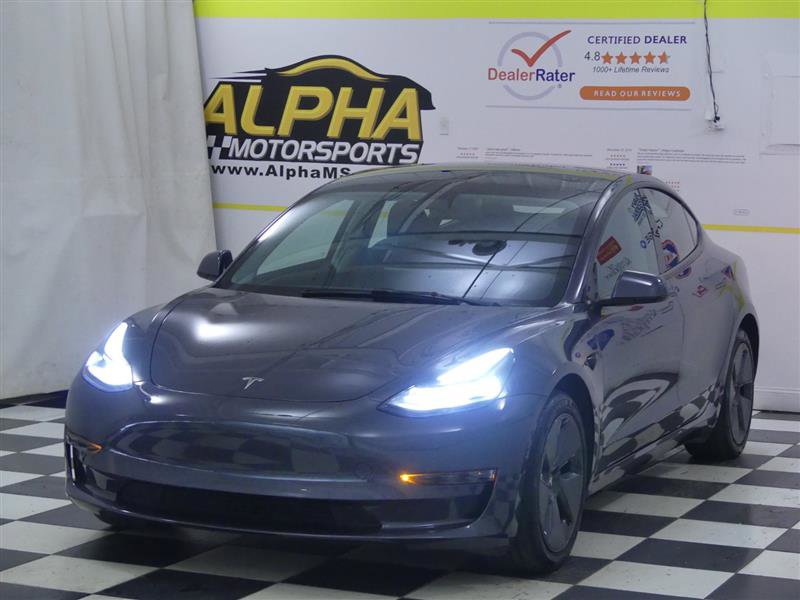 Used 2023 Tesla Model 3 Standard Range image 3