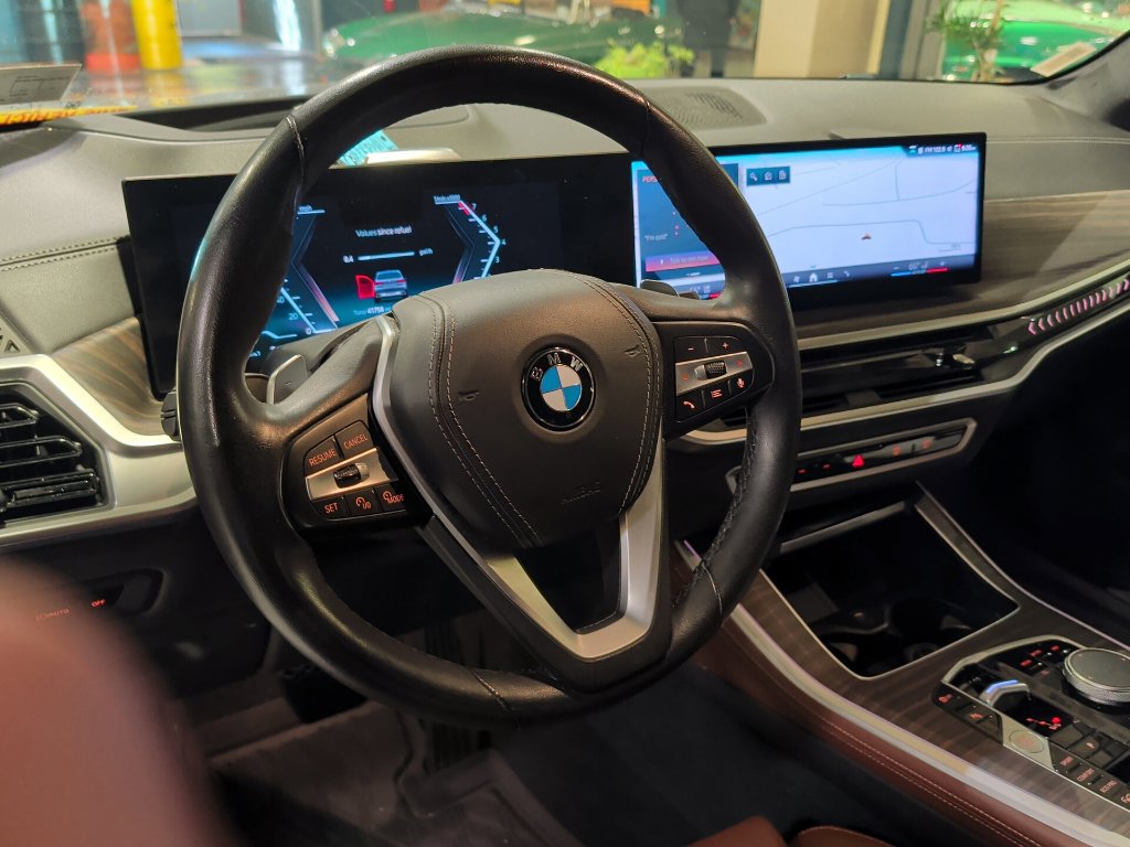 Certified 2024 BMW X5 xDrive40i w/ Premium Package AWD/4WD image 5