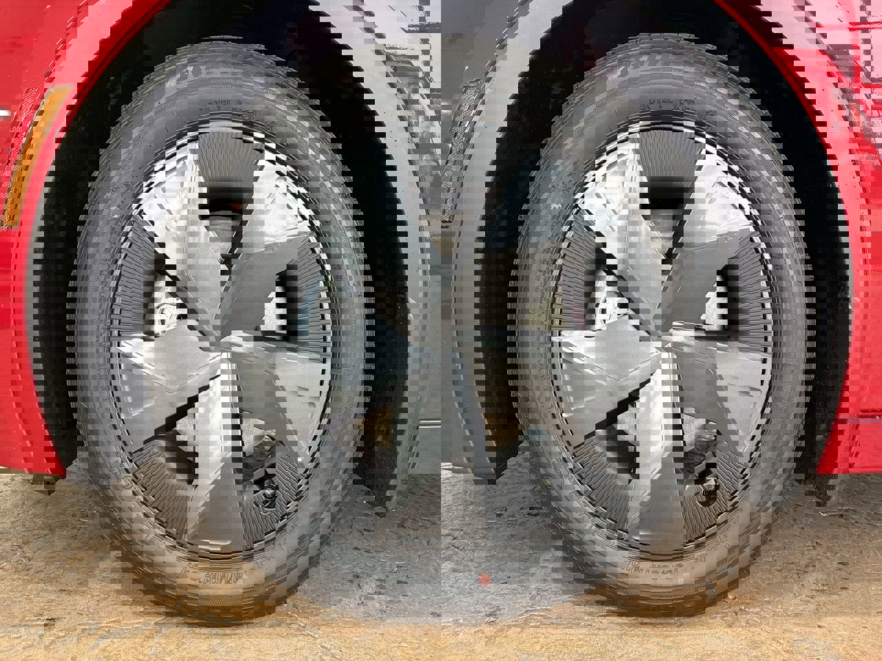 New 2026 Toyota Prius Plug-In Hybrid image 10