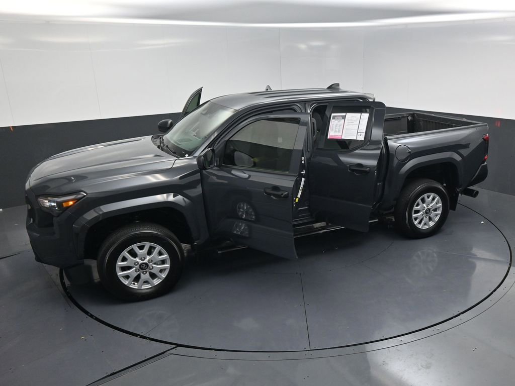 Used 2024 Toyota Tacoma SR image 25