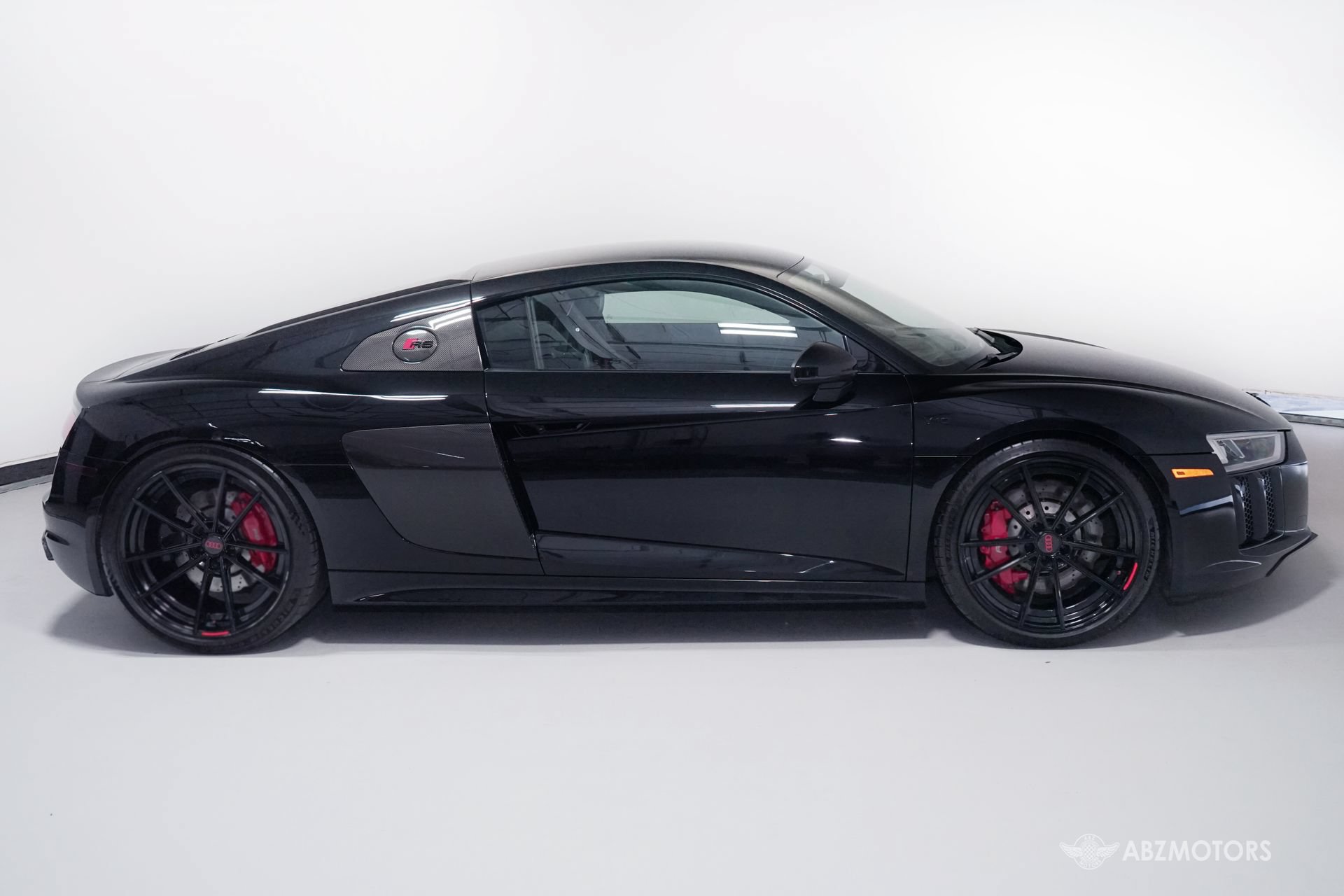 Used 2017 Audi R8 V10 AWD/4WD image 3