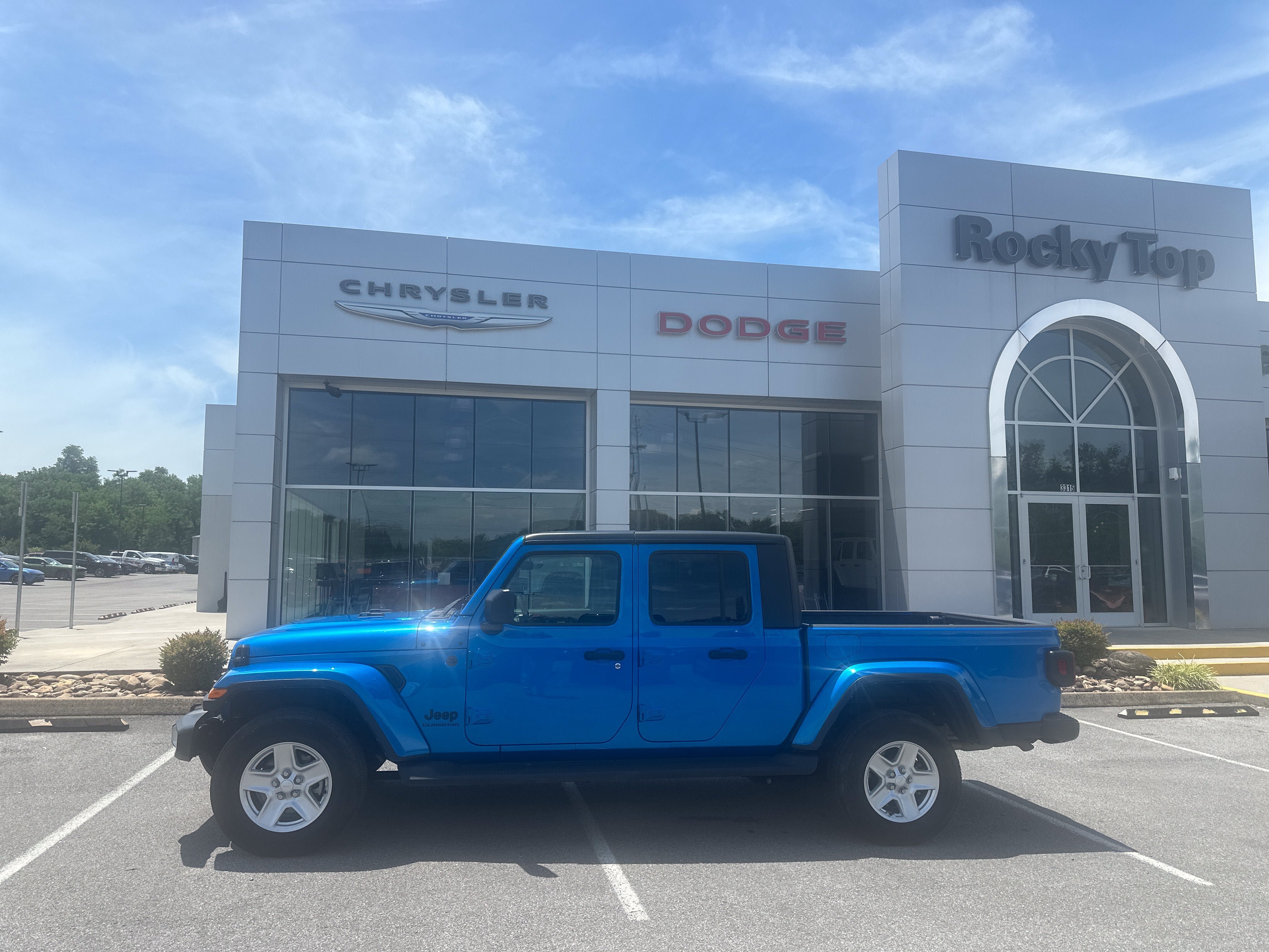 Used 2022 Jeep Gladiator Sport