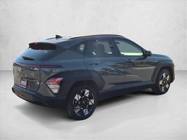 Used 2025 Hyundai Kona SEL FWD image 5