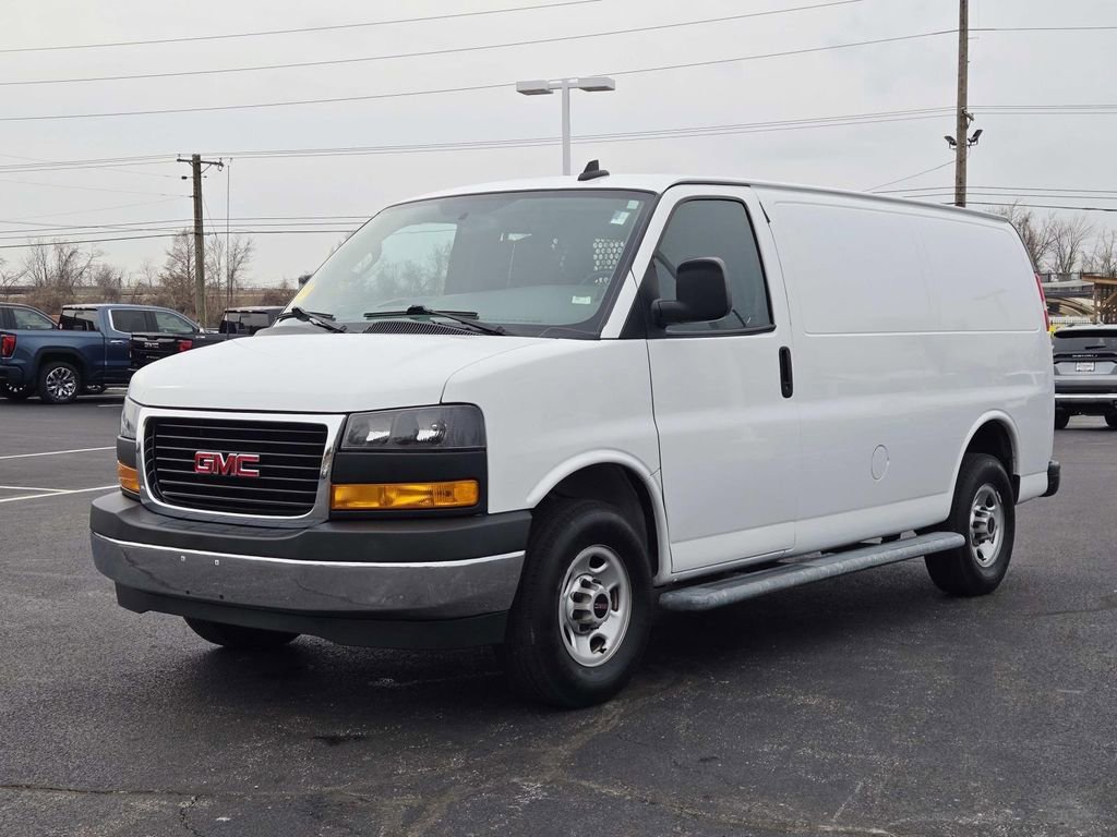 Used 2021 GMC Savana 2500 w/ Driver Convenience Package image 7