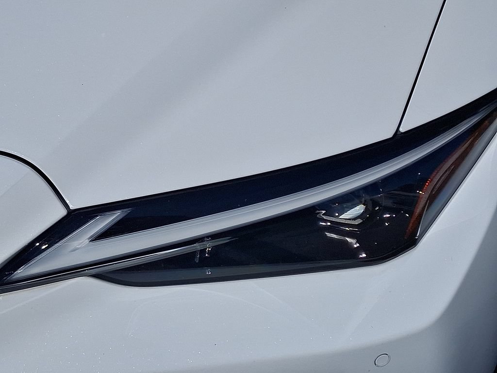 Used 2024 Lexus IS 350 F Sport w/ Accessory Package 2 RWD image 10