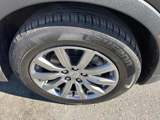 Used 2021 Cadillac XT4 Premium Luxury image 16