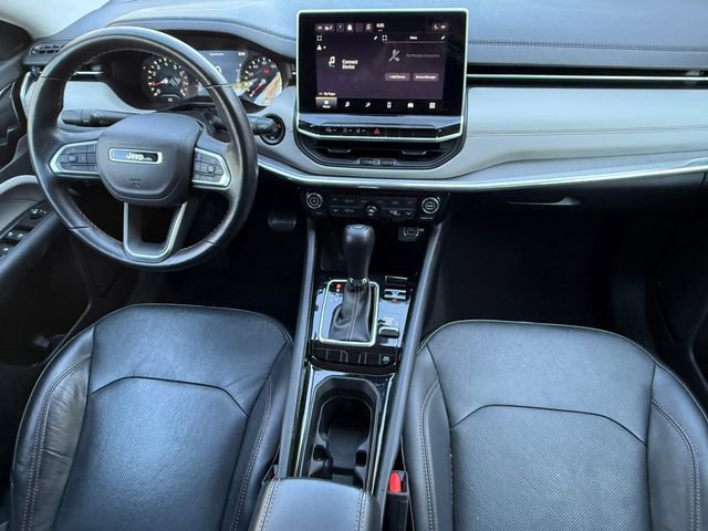 Used 2022 Jeep Compass Limited image 34