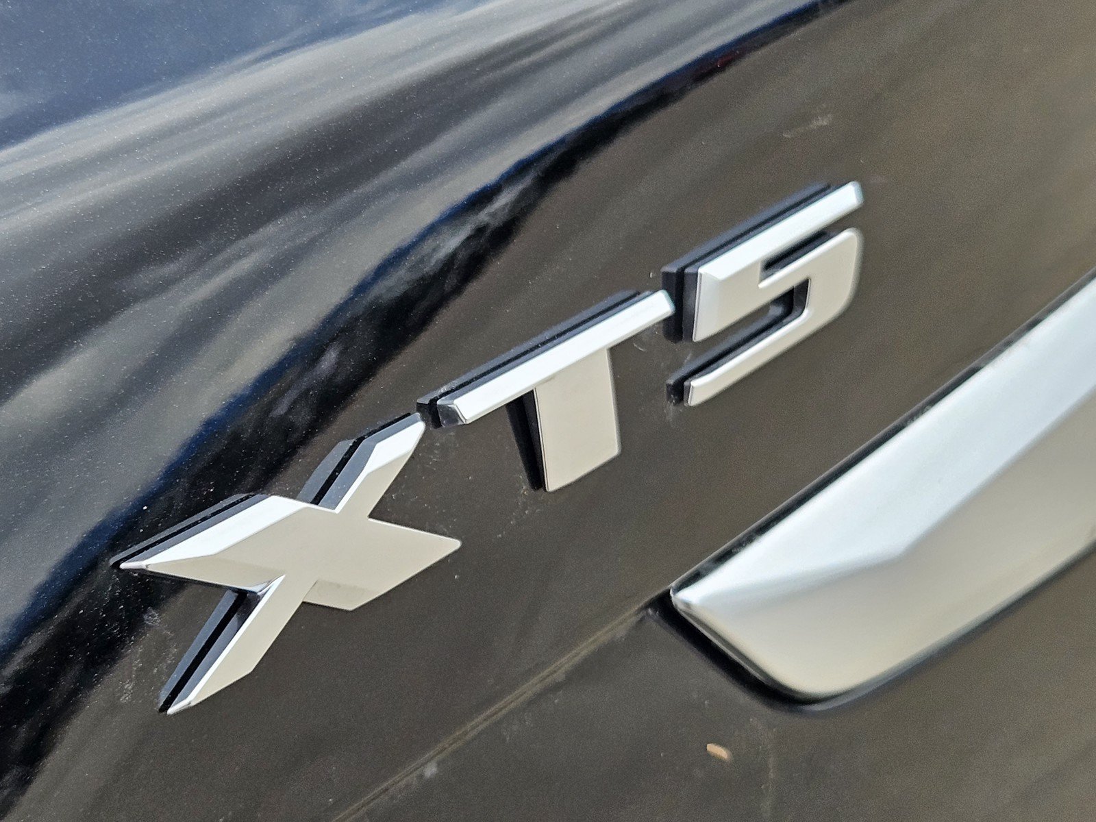 New 2026 Cadillac XT5 Premium Luxury FWD image 8
