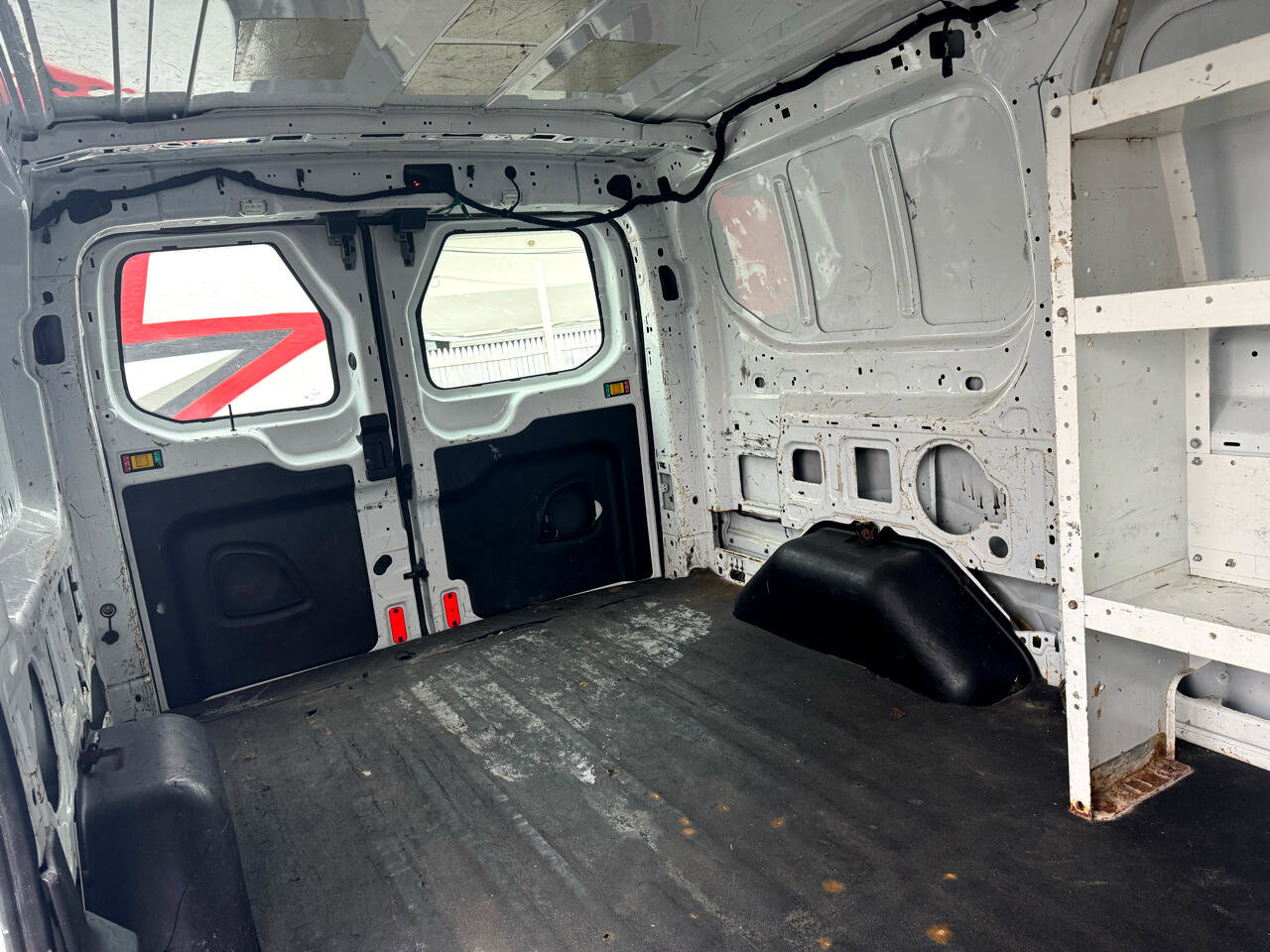 Used 2018 Ford Transit 250 130 Low Roof image 18