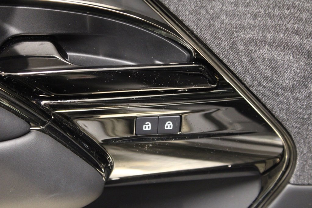 Used 2025 Land Rover Range Rover Sport Dynamic SE image 20