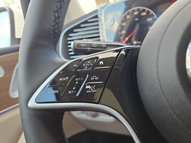 New 2026 Mercedes-Benz GLS 450 4MATIC image 21