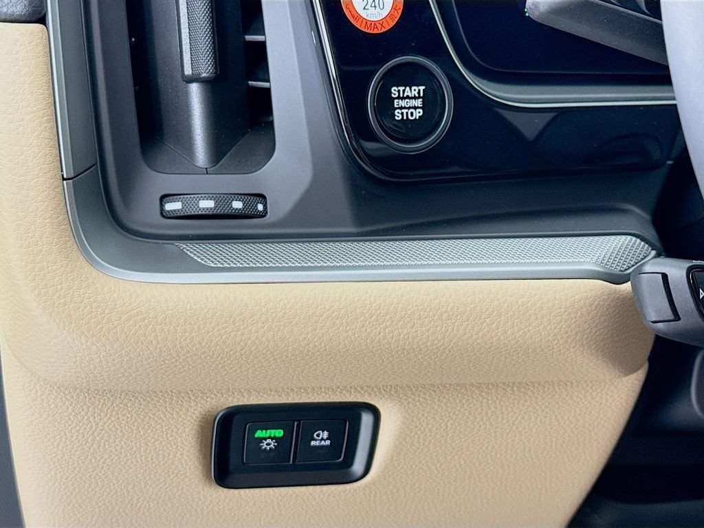 New 2026 Porsche Cayenne AWD/4WD image 14