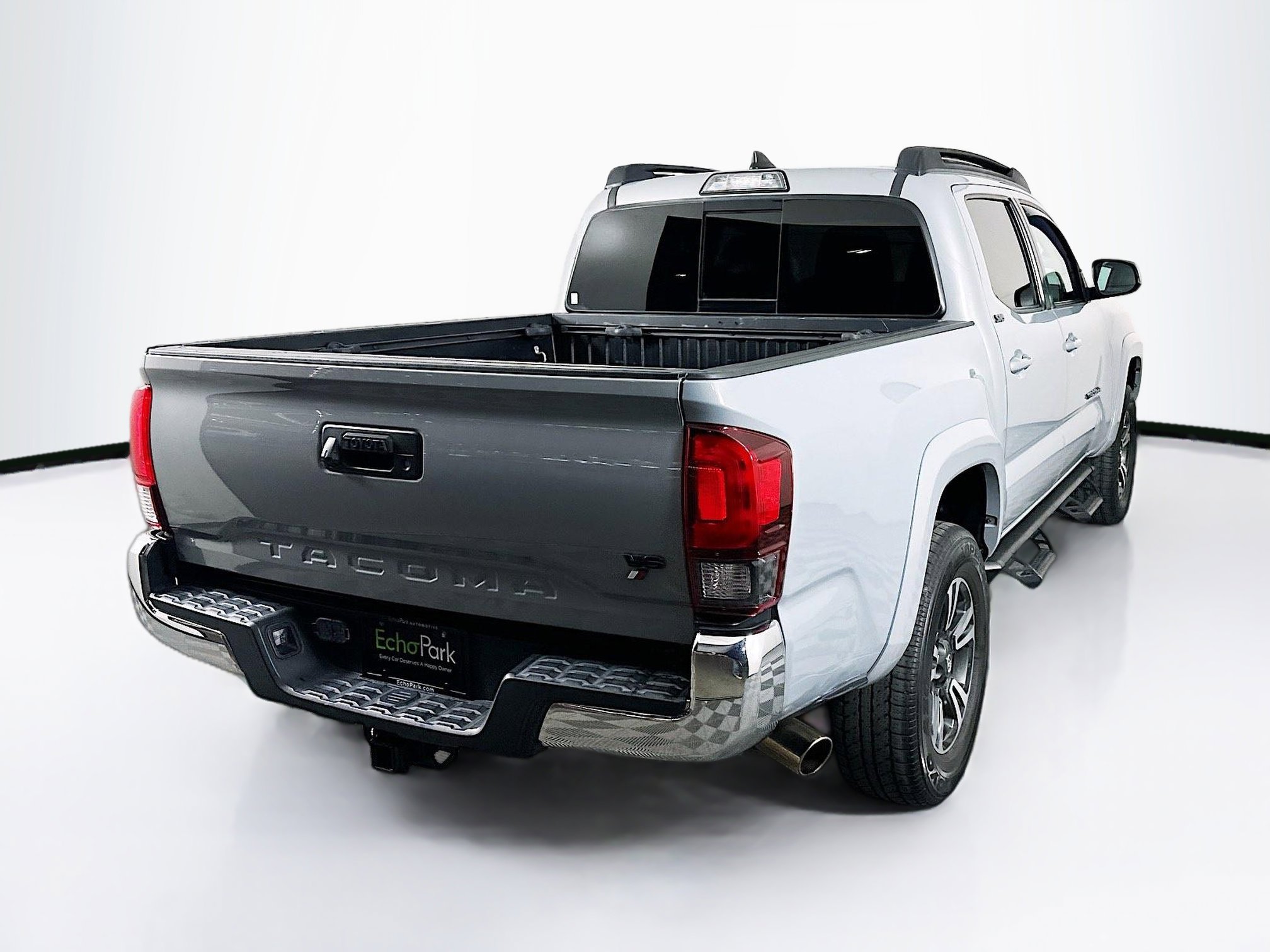 Used 2019 Toyota Tacoma SR5 image 9