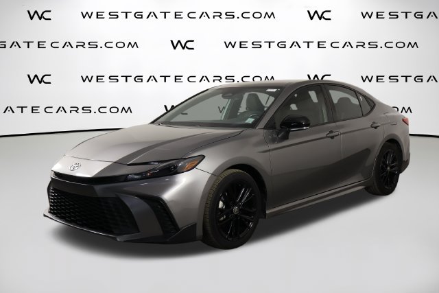 Used 2025 Toyota Camry SE w/ Convenience Package FWD 360° Tour