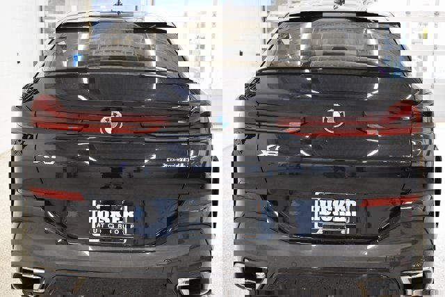 Used 2022 BMW X6 xDrive40i w/ M Sport Package image 11