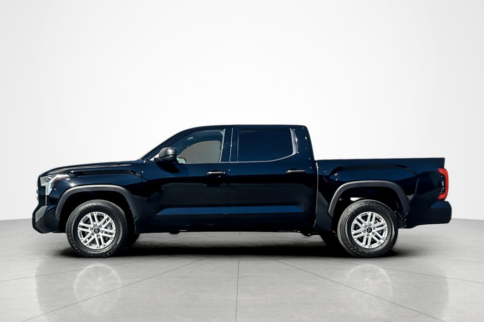 Certified 2025 Toyota Tundra SR5 image 2