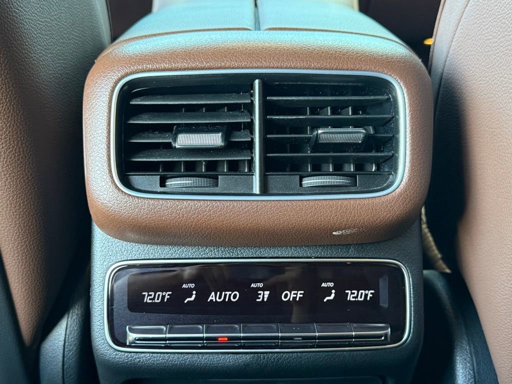 Used 2025 Mercedes-Benz GLS 450 4MATIC image 42