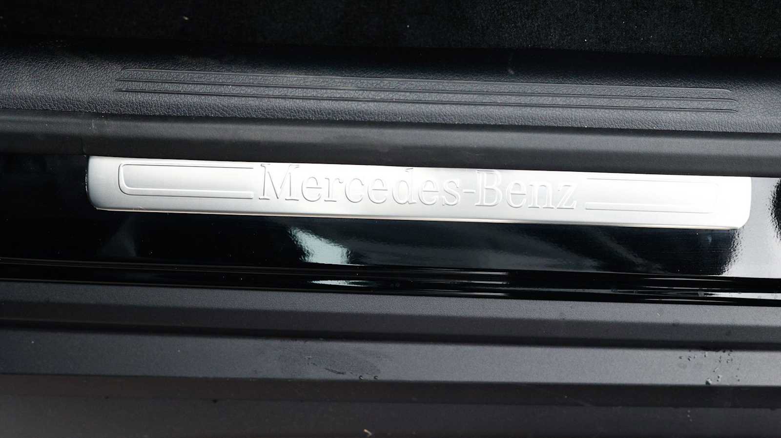 Used 2026 Mercedes-Benz GLC 300 4MATIC image 31