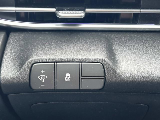 Certified 2024 Hyundai Elantra SEL image 19