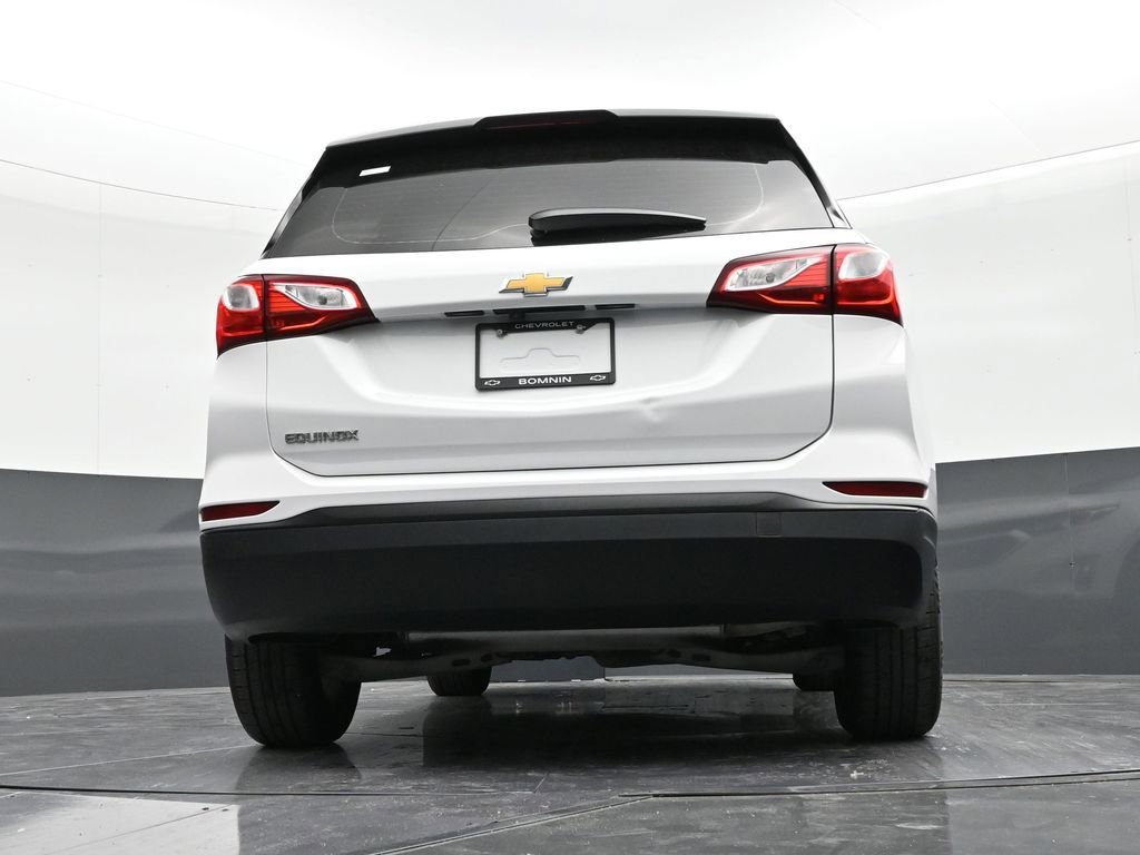 Used 2021 Chevrolet Equinox LS image 23