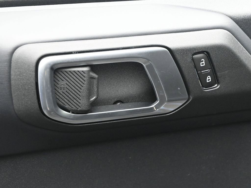 New 2026 Ford Bronco Outer Banks AWD/4WD image 23