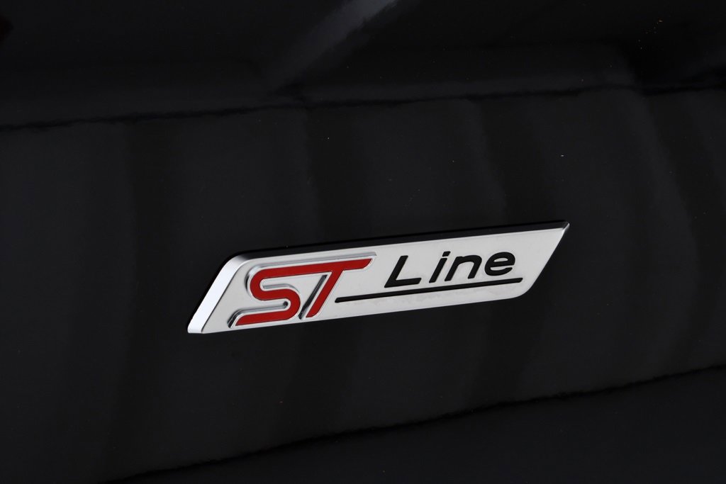 New 2025 Ford Escape ST-Line Elite w/ Premium Technology Package image 23