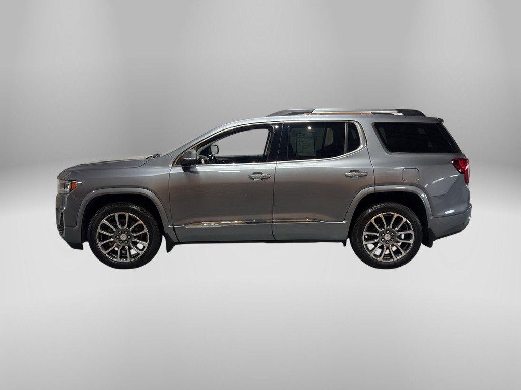 Used 2022 GMC Acadia Denali w/ GMC Pro Grade Package image 5