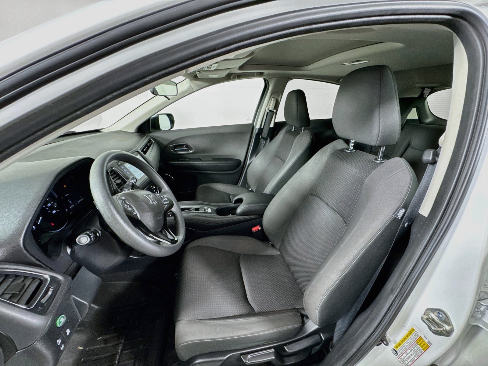Used 2020 Honda HR-V EX image 11