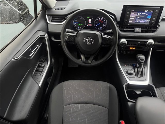 Used 2020 Toyota RAV4 XLE image 9