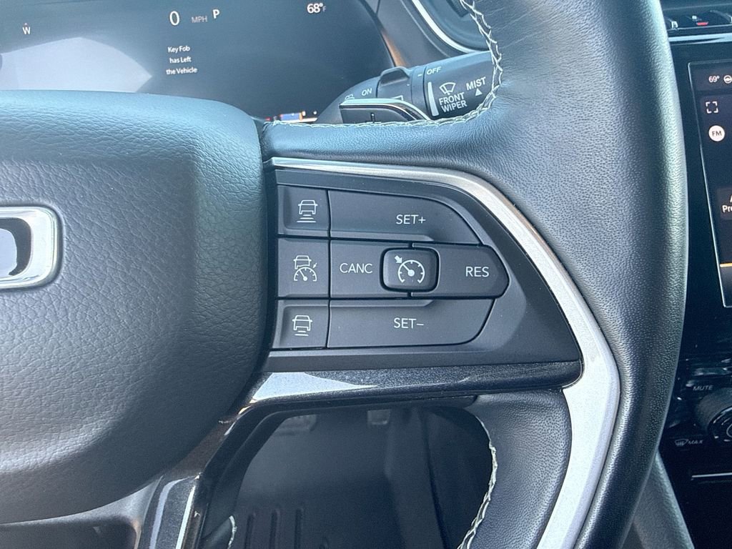 Used 2021 Jeep Grand Cherokee L Laredo AWD/4WD image 10