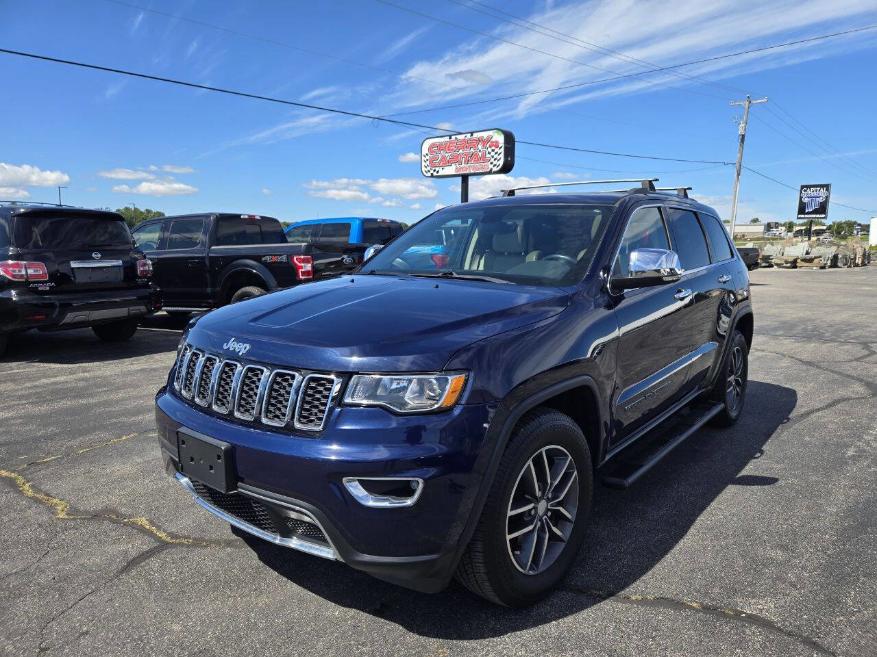 Used 2017 Jeep Grand Cherokee Limited w/ Trailer Tow Group IV image 2