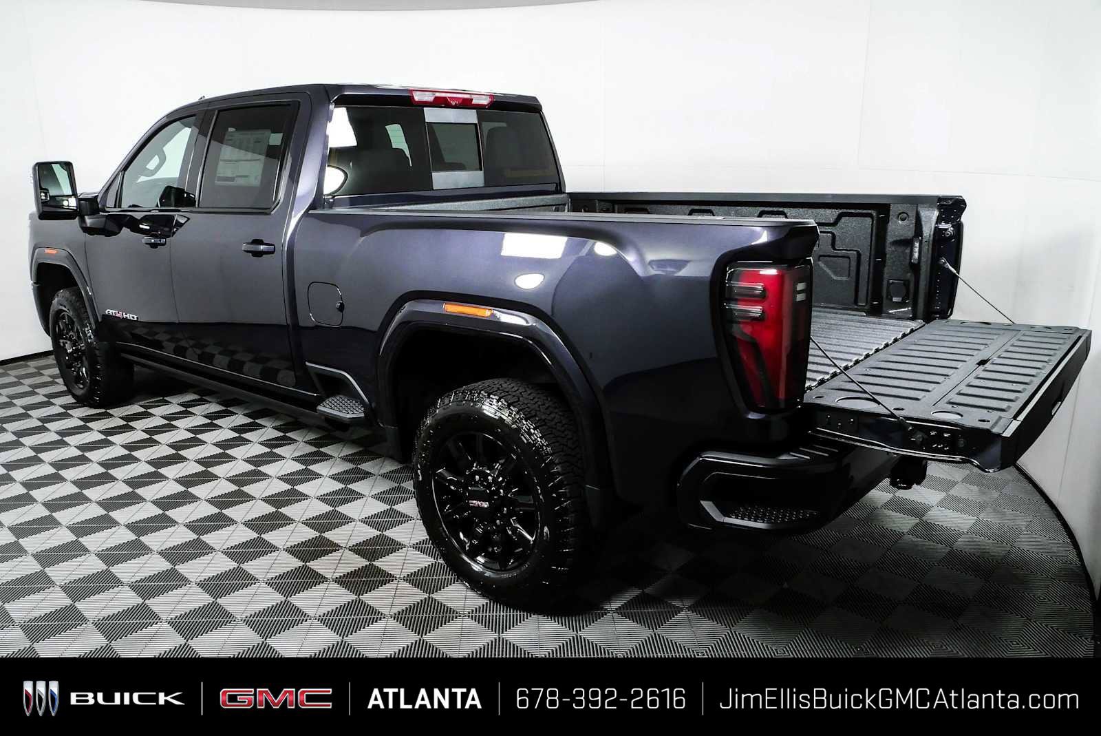 New 2026 GMC Sierra 2500 AT4 w/ AT4 Premium Plus Package AWD/4WD image 33
