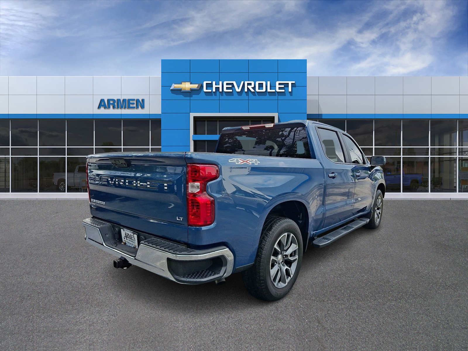 Certified 2024 Chevrolet Silverado 1500 LT AWD/4WD image 5