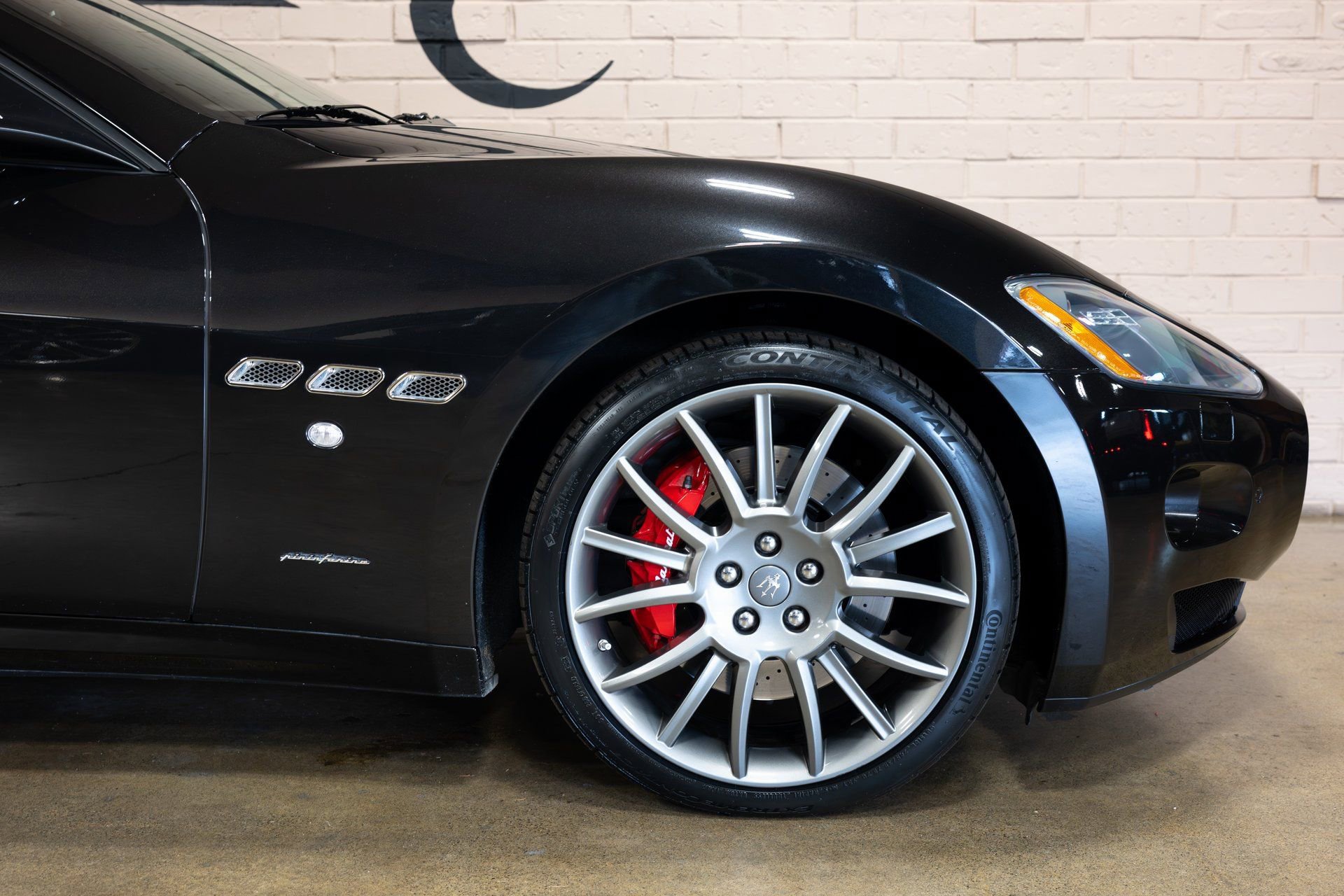 Used 2014 Maserati GranTurismo Convertible image 22