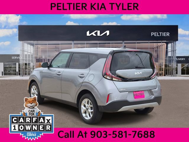 Certified 2025 Kia Soul LX w/ LX Technology Package FWD image 5