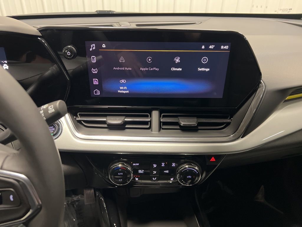 New 2026 Chevrolet Trax LT w/ Driver Confidence Package image 15