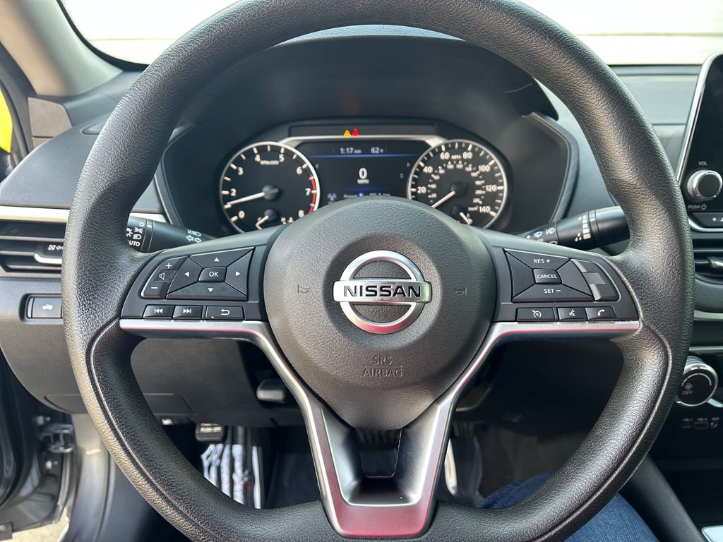 Used 2021 Nissan Altima 2.5 SV image 15