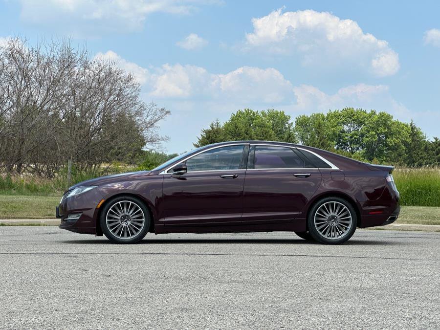 Used 2013 Lincoln MKZ FWD image 4