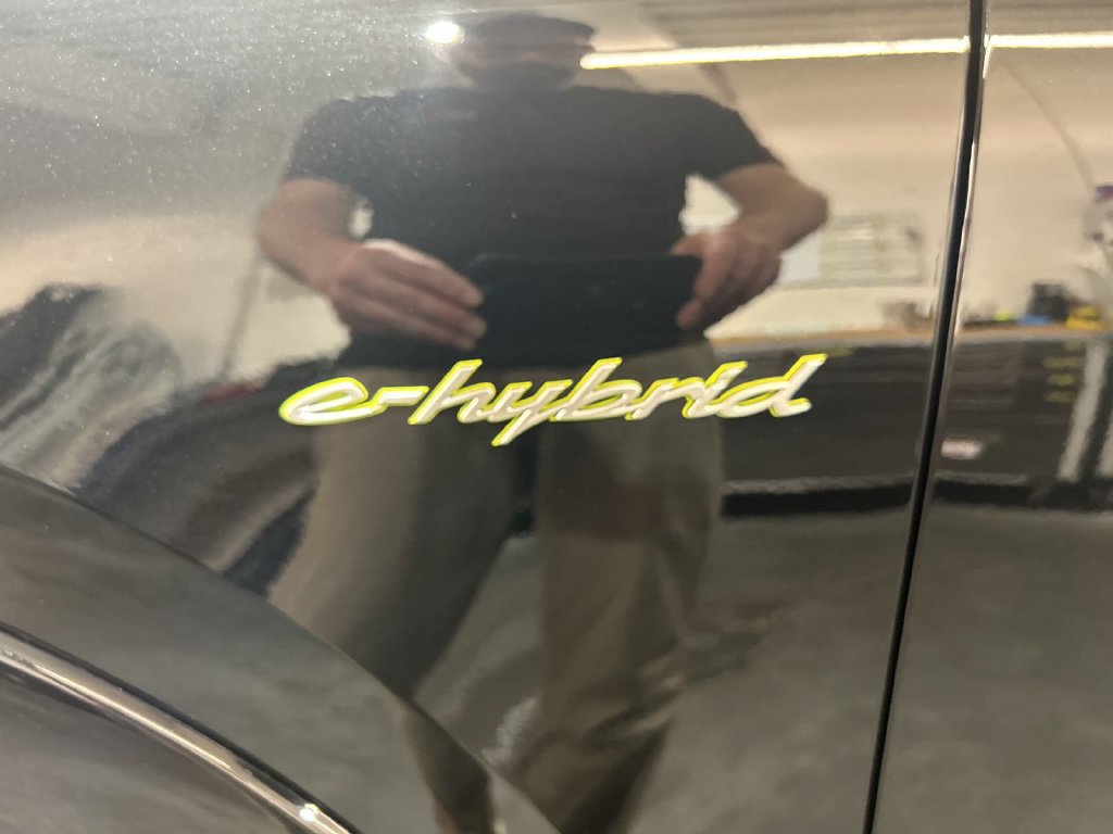 Certified 2026 Porsche Cayenne S w/ Premium Package Plus AWD/4WD image 11