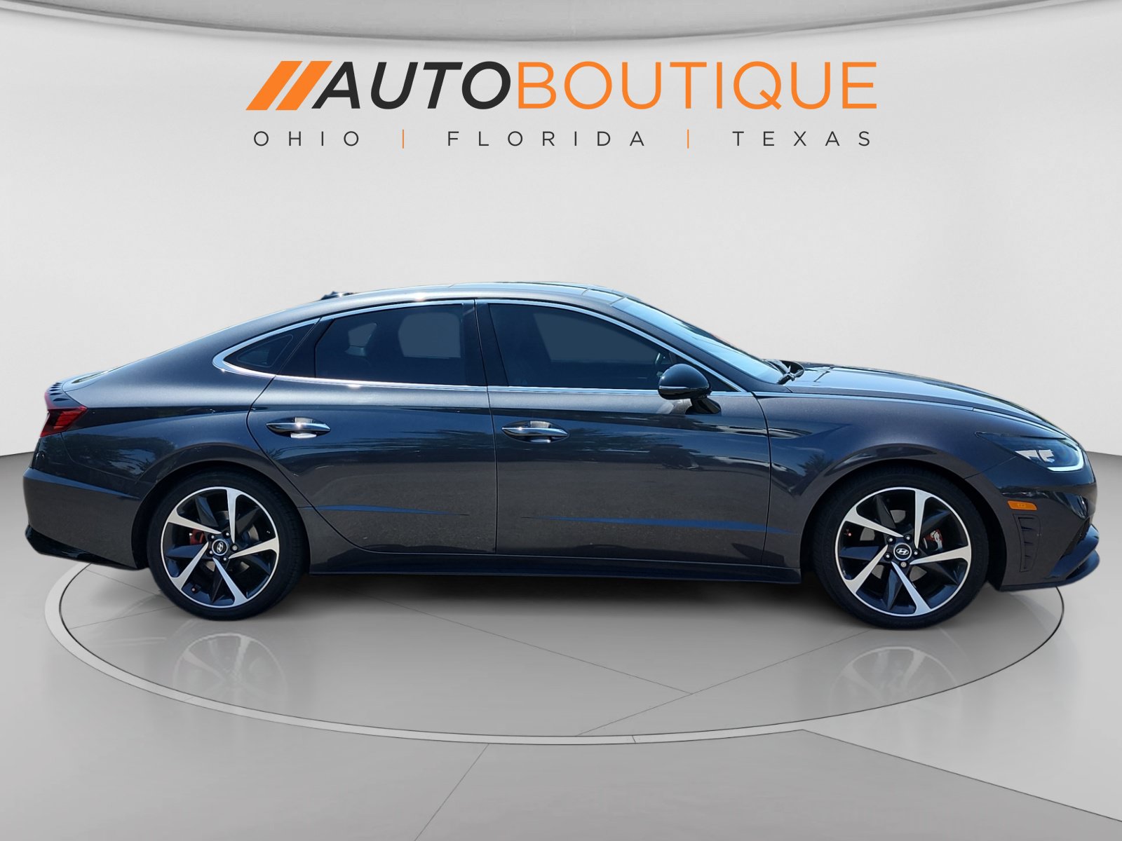 Used 2022 Hyundai Sonata SEL Plus w/ Preferred Accessory Package FWD image 6