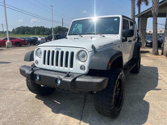 Used 2018 Jeep Wrangler Unlimited Rubicon w/ Connectivity Group AWD/4WD image 12