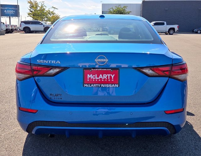 Used 2025 Nissan Sentra SV FWD image 7