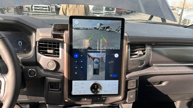 Used 2024 Ford F150 Lightning Lariat AWD/4WD image 33