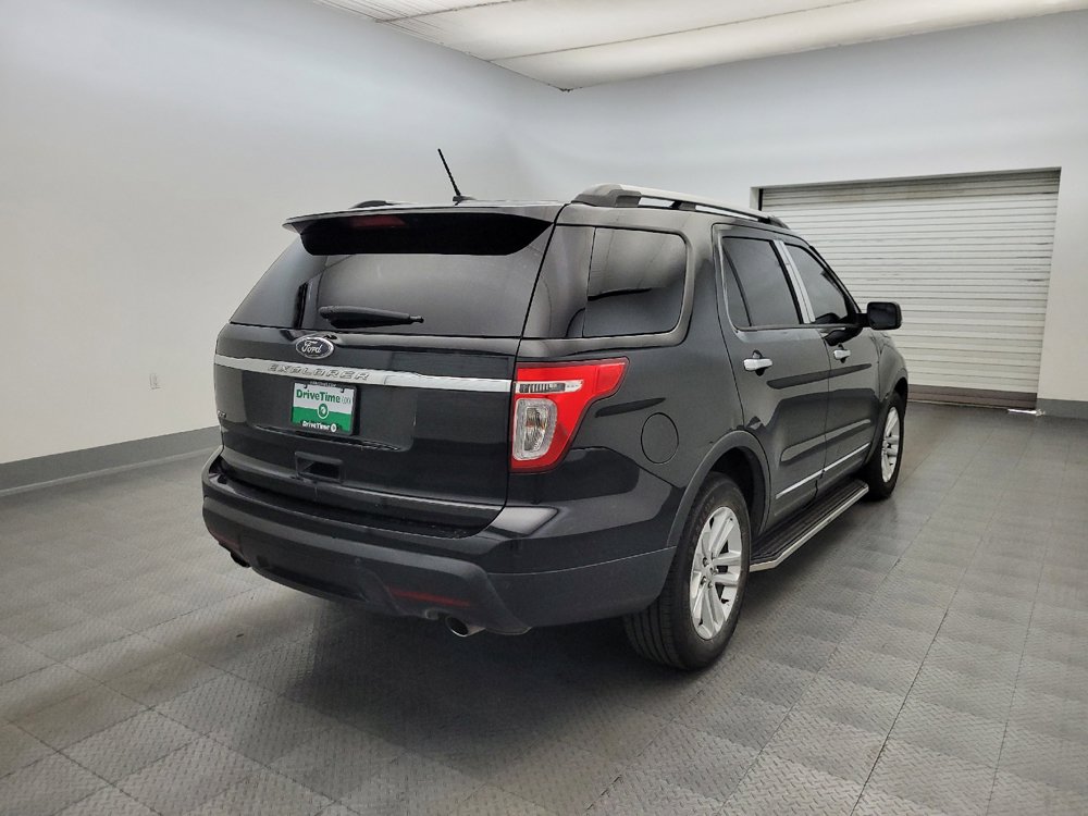Used 2015 Ford Explorer XLT FWD image 9