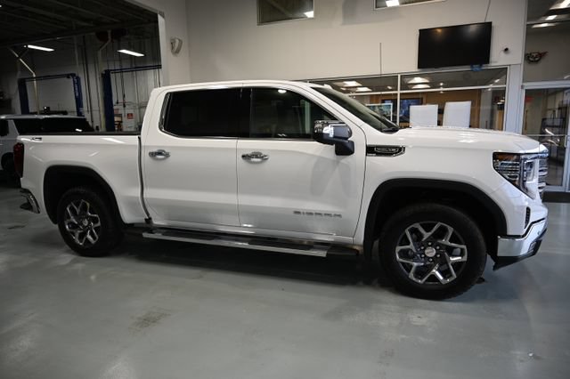 New 2026 GMC Sierra 1500 SLT w/ SLT Premium Plus Package AWD/4WD image 4
